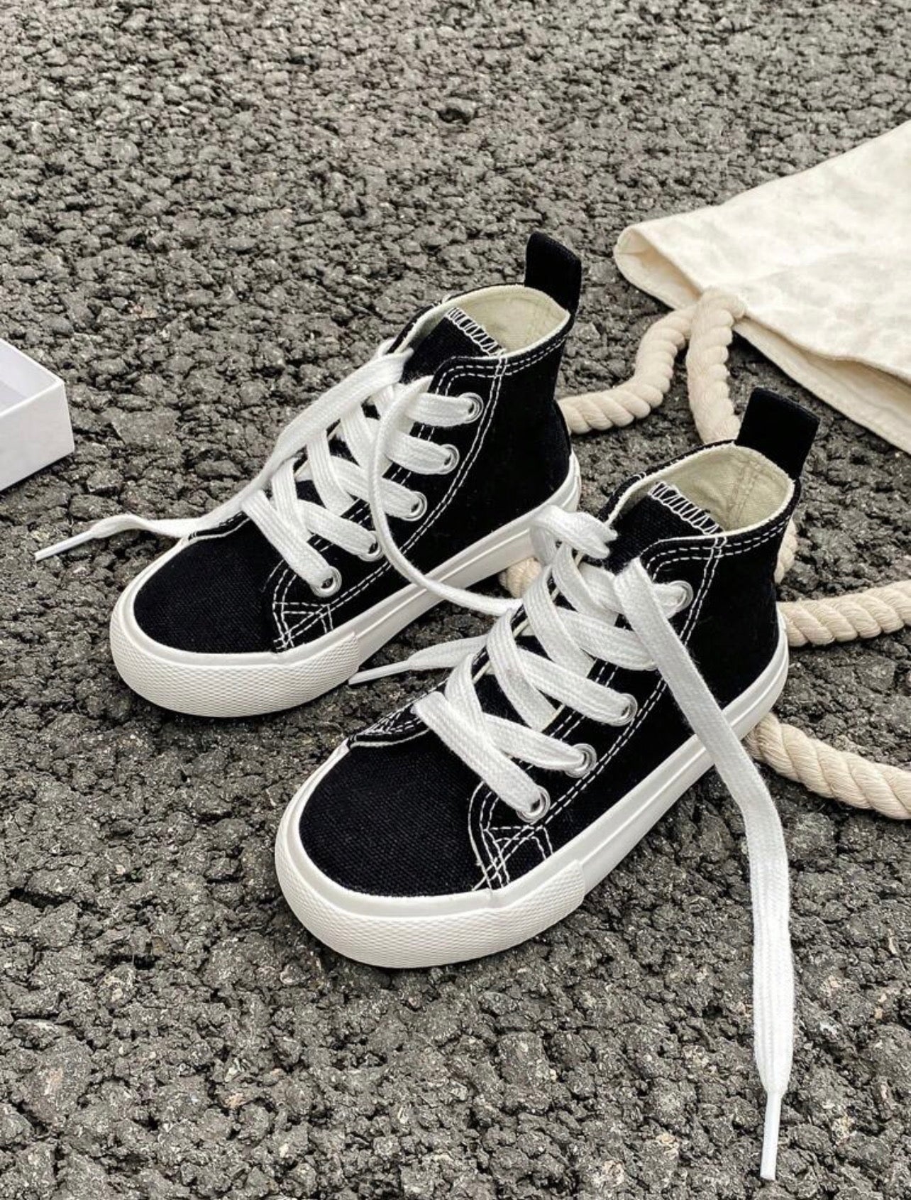 Kids shoes